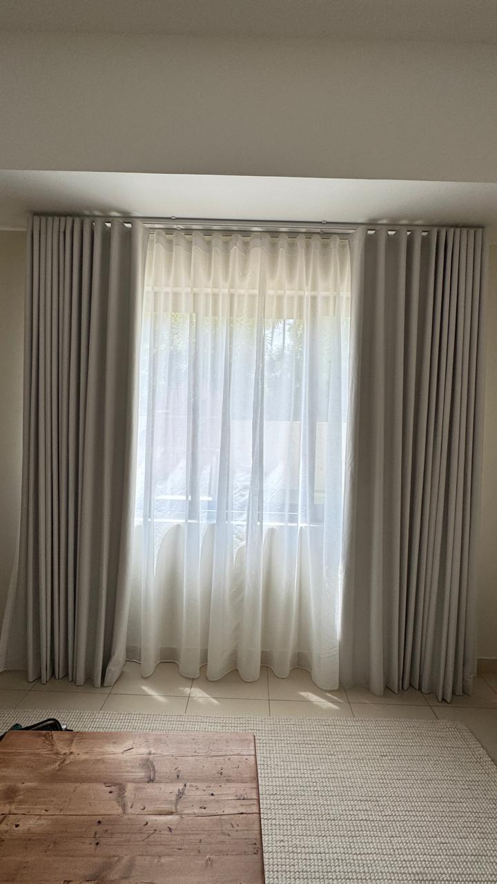 Curtains Installation